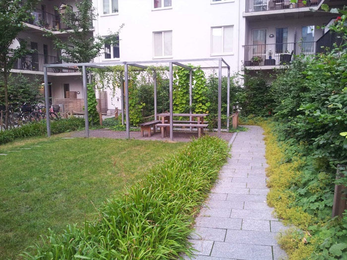 Courtyard-Ida-Ottesen